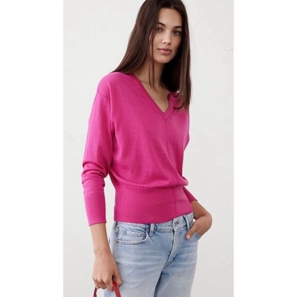 NWOT Banana Republic hot pink merino wool light sweater , Small $128 A4 - Picture 1 of 8